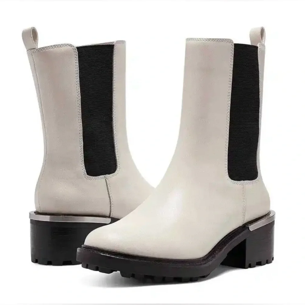 NEW Vince Camuto Women’s Kourtly Cream Leather Chelsea Boots Size 9M